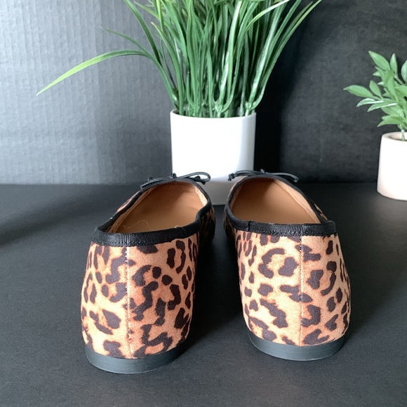 NWOT Time and Tru Flats - Picture 3 of 6